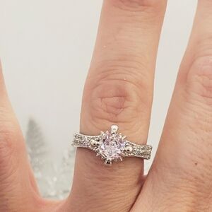 NEW Cubic Zirconia Elevated CROWN Ring 7 Sterling Silver Plated